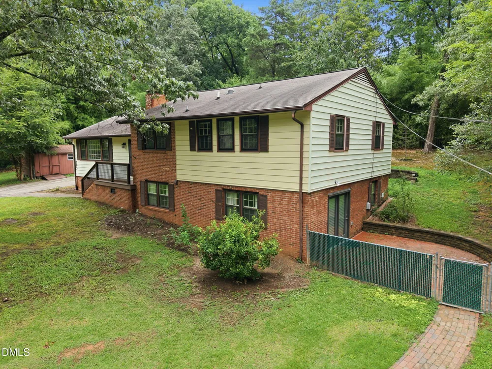 305 Plum Lane Chapel Hill, NC 27517