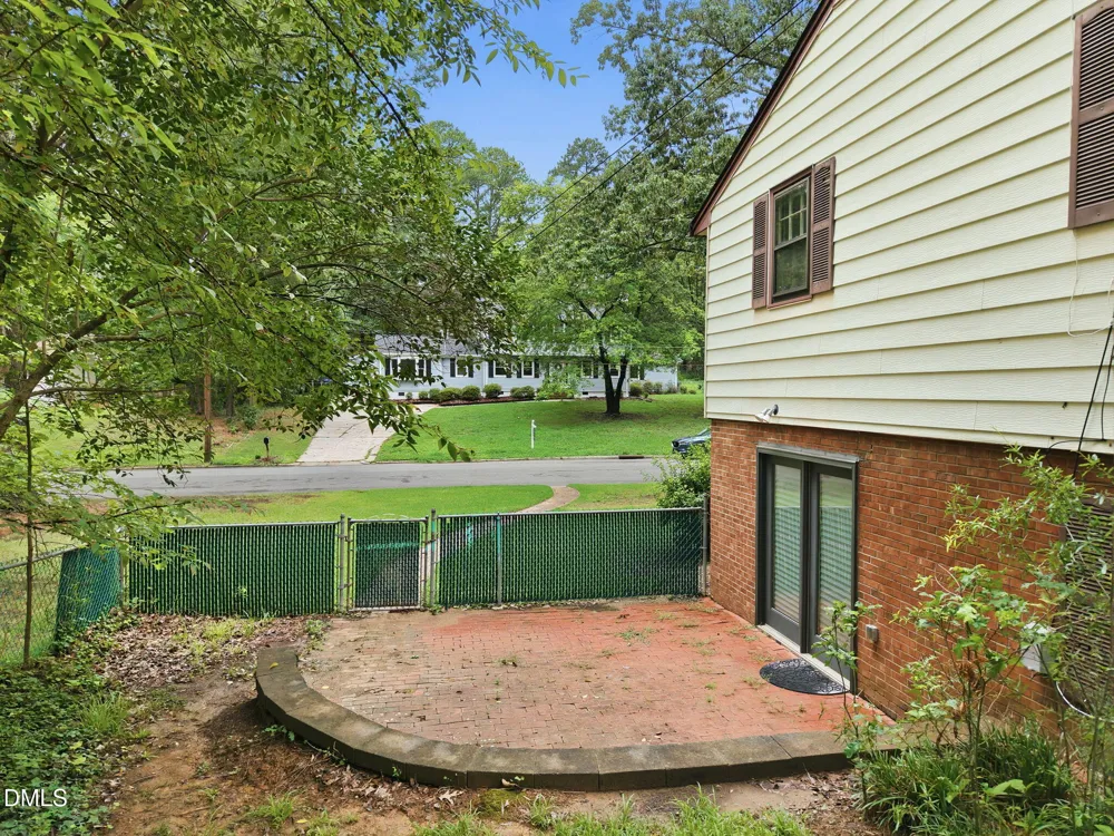 305 Plum Lane Chapel Hill, NC 27517