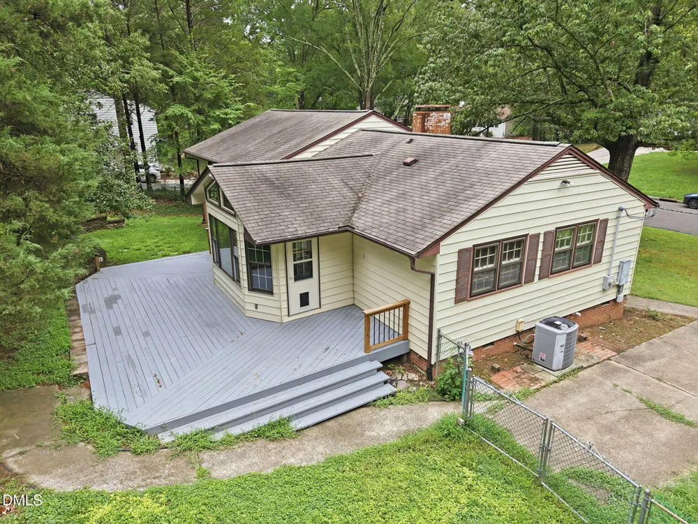 305 Plum Lane Chapel Hill, NC 27517