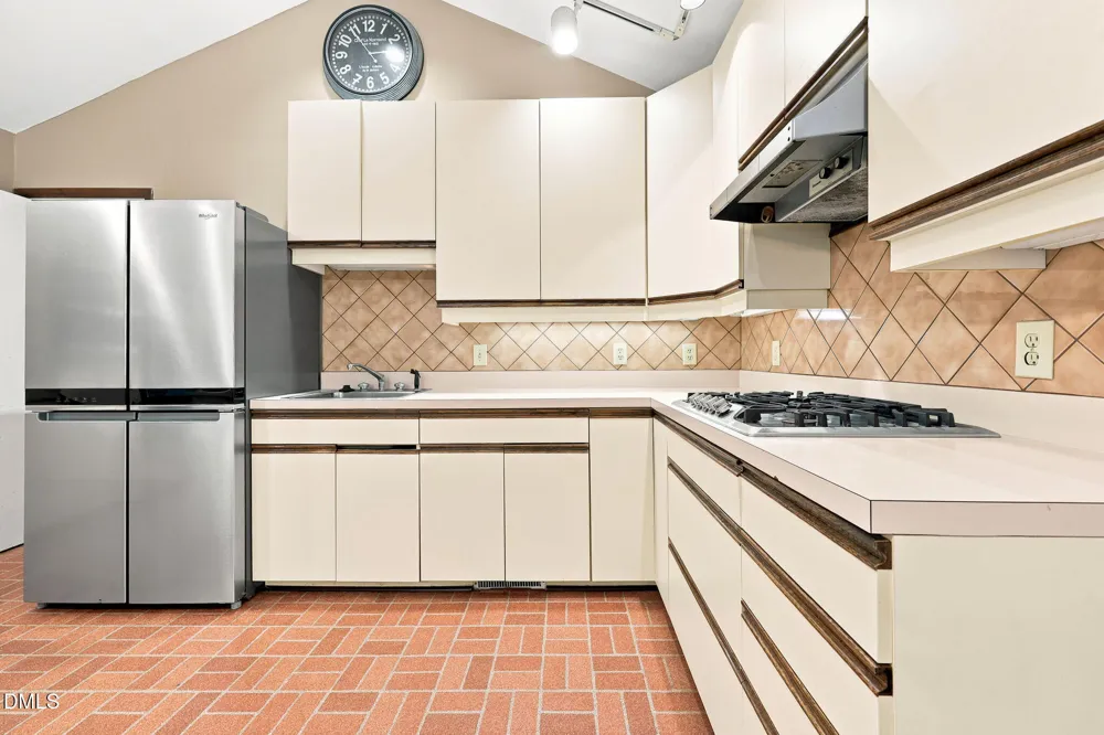 305 Plum Lane Chapel Hill, NC 27517