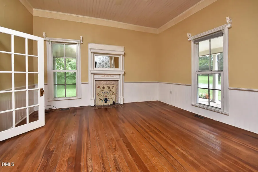102 Creedmoor Road Stem, NC 27581