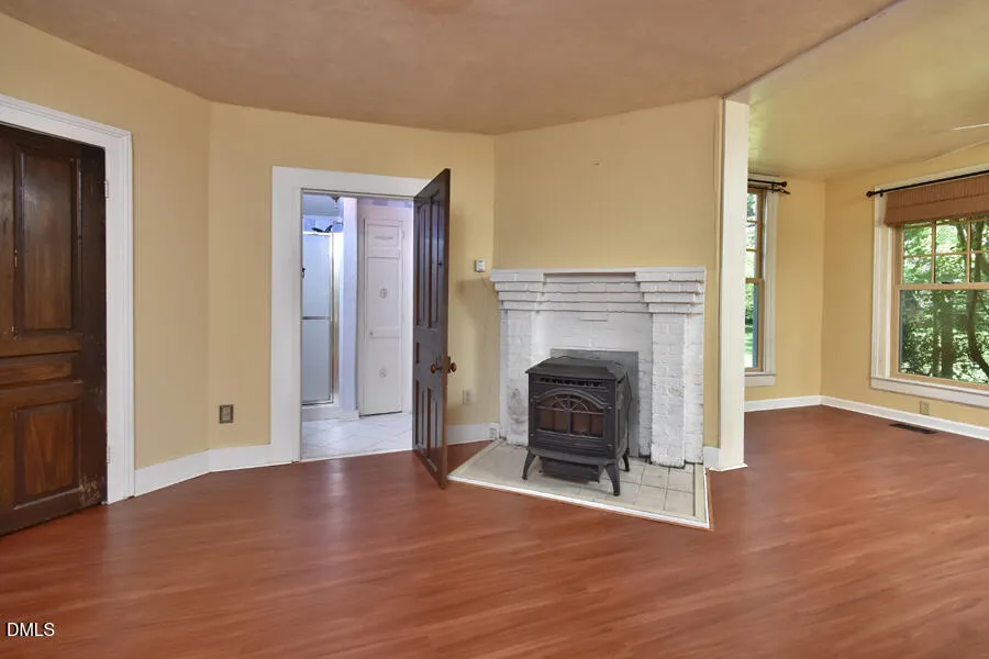 102 Creedmoor Road Stem, NC 27581