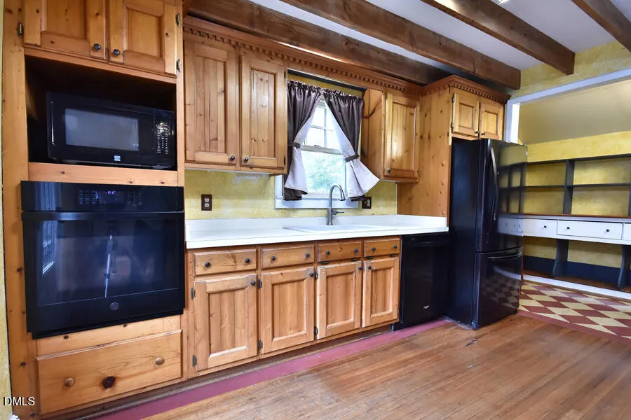 102 Creedmoor Road Stem, NC 27581