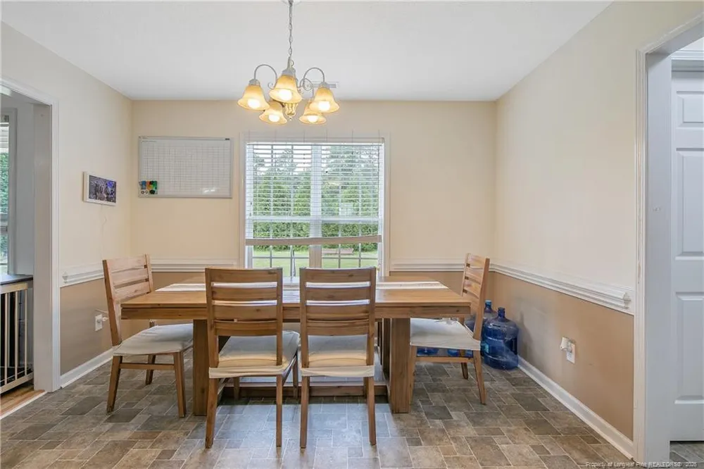 1906 Sunshine Court Hope Mills, NC 28348
