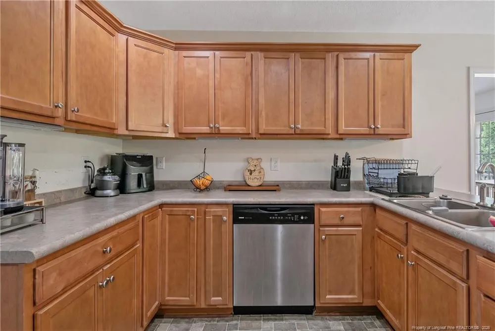 1906 Sunshine Court Hope Mills, NC 28348