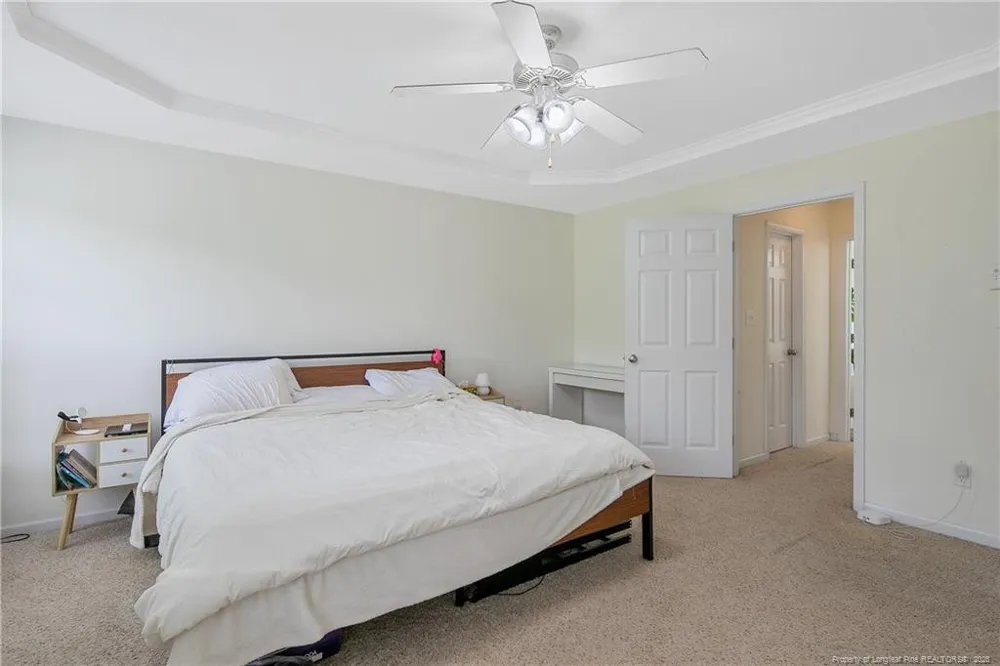 1906 Sunshine Court Hope Mills, NC 28348