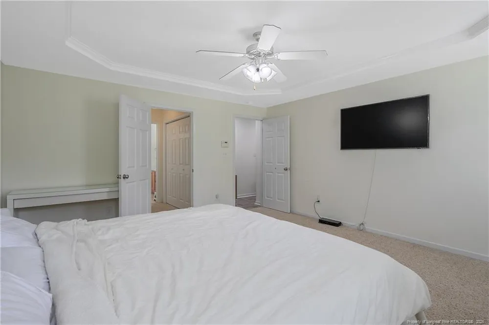 1906 Sunshine Court Hope Mills, NC 28348