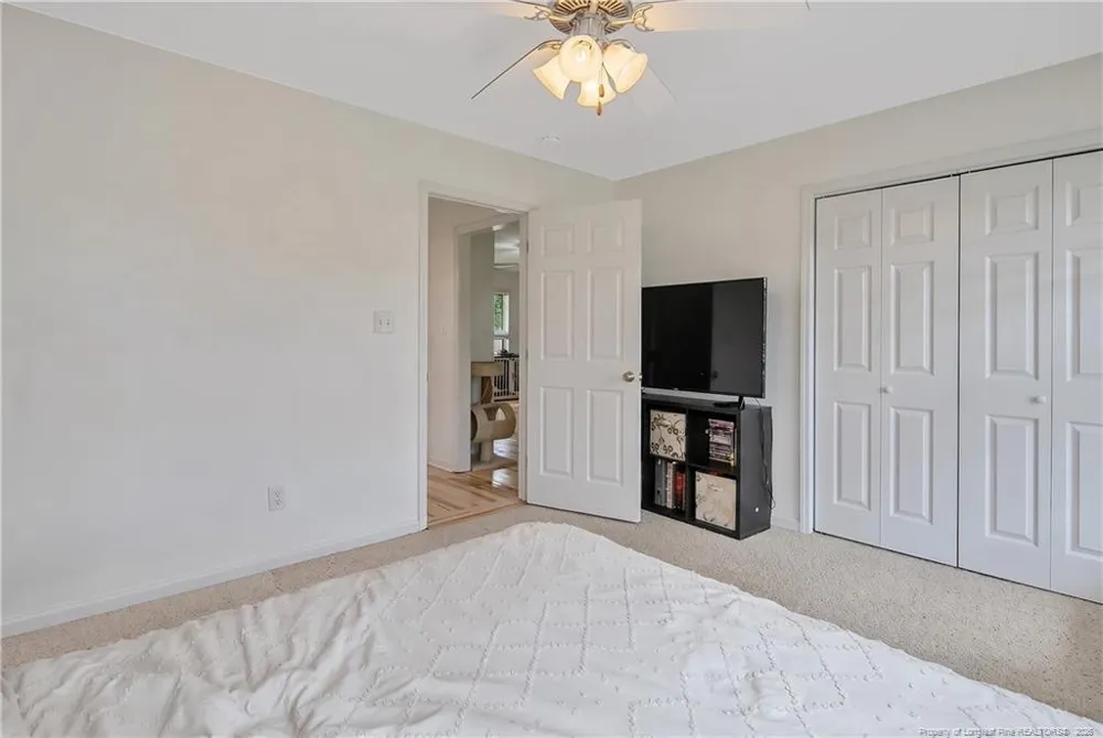1906 Sunshine Court Hope Mills, NC 28348