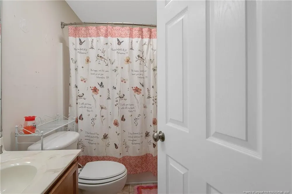 1906 Sunshine Court Hope Mills, NC 28348