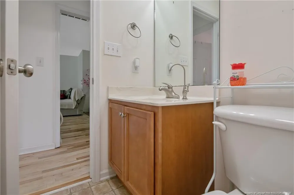 1906 Sunshine Court Hope Mills, NC 28348