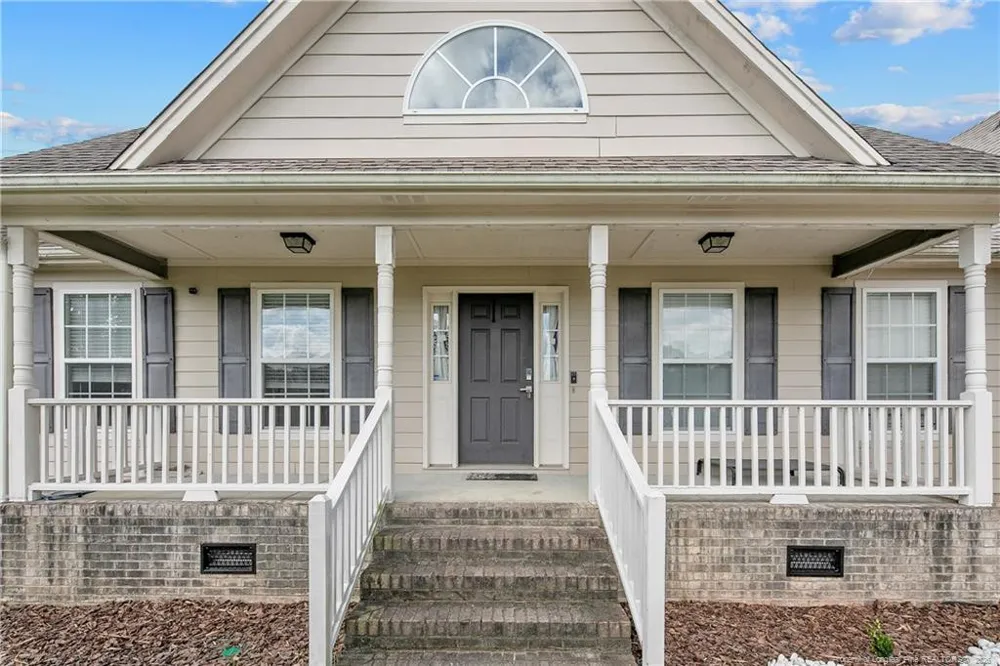 1906 Sunshine Court Hope Mills, NC 28348
