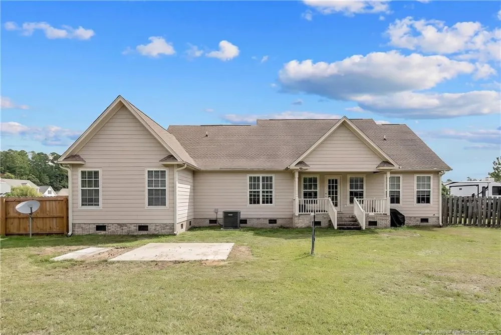 1906 Sunshine Court Hope Mills, NC 28348