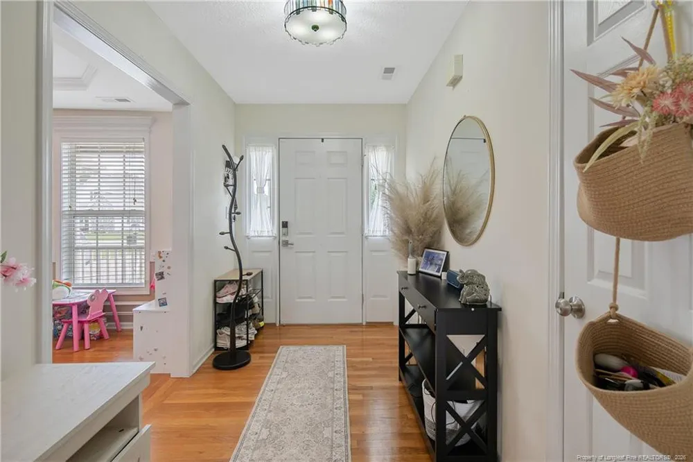 1906 Sunshine Court Hope Mills, NC 28348