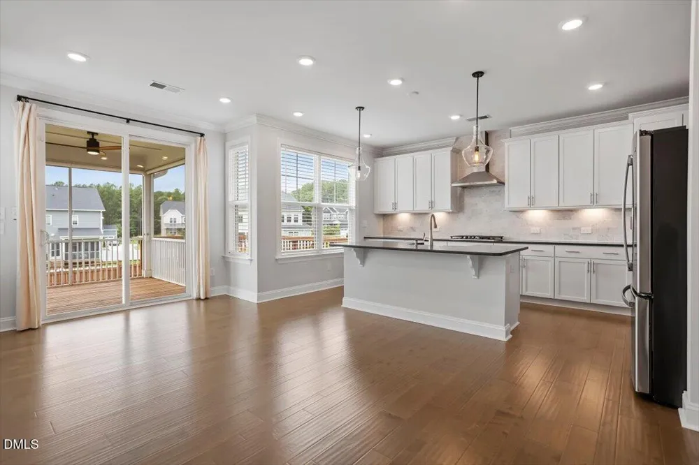 245 Crest Drive Chapel Hill, NC 27517