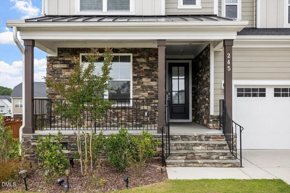 245 Crest Drive Chapel Hill, NC 27517