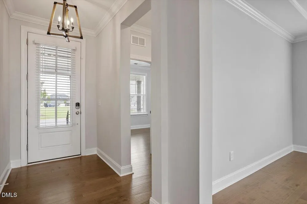 245 Crest Drive Chapel Hill, NC 27517