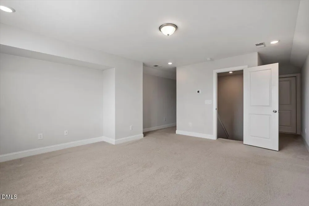 245 Crest Drive Chapel Hill, NC 27517