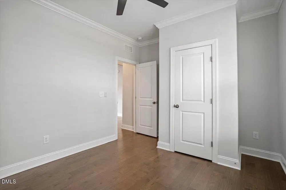 245 Crest Drive Chapel Hill, NC 27517