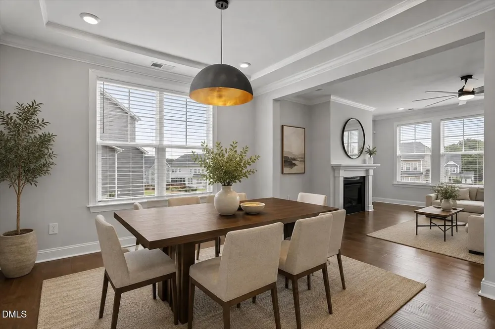 245 Crest Drive Chapel Hill, NC 27517