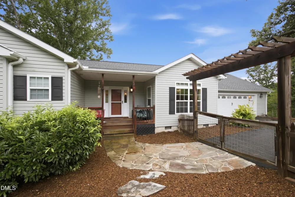 15 Briar Ridge Drive Fairview, NC 28730