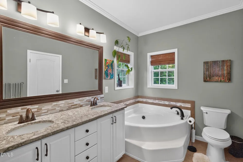 15 Briar Ridge Drive Fairview, NC 28730