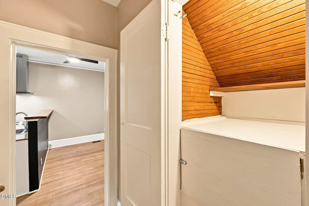 407 Coolidge Street #B Chapel Hill, NC 27516