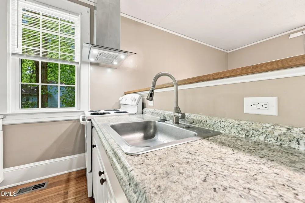 407 Coolidge Street #B Chapel Hill, NC 27516