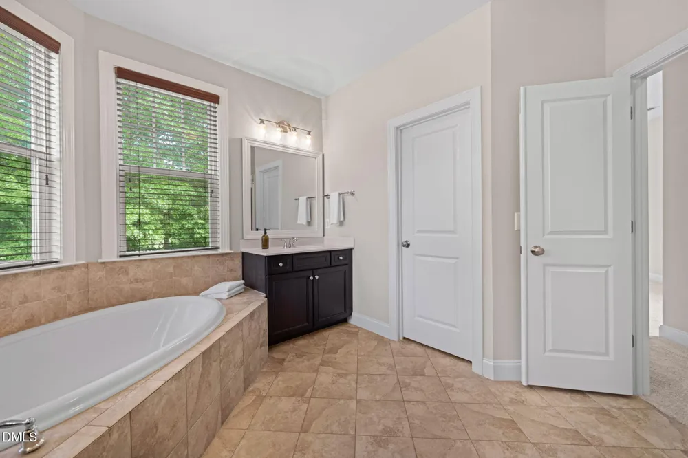 613 Morning Oaks Drive Holly Springs, NC 27540