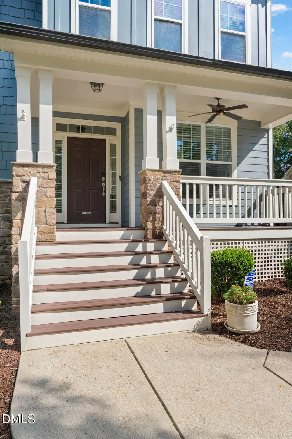 613 Morning Oaks Drive Holly Springs, NC 27540