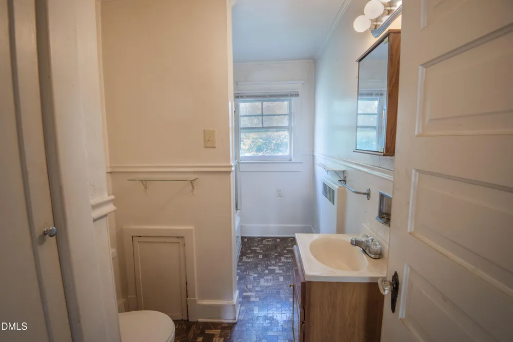 204 E Baker Street Tarboro, NC 27886