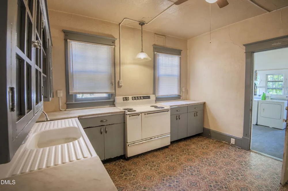 204 E Baker Street Tarboro, NC 27886