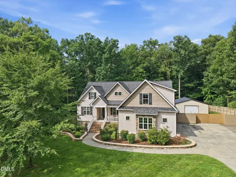 1096 Buggy Lane