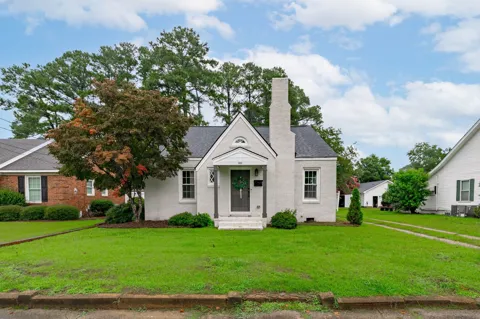 602 W Main Street