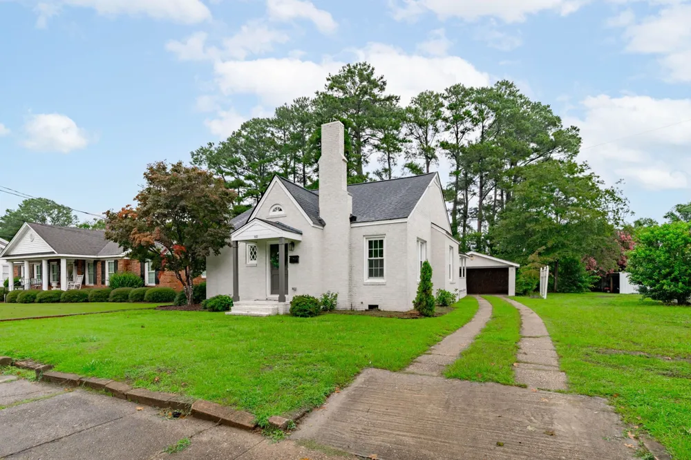 602 W Main Street Benson, NC 27504