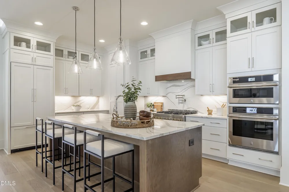 609 Salem Street Apex, NC 27502