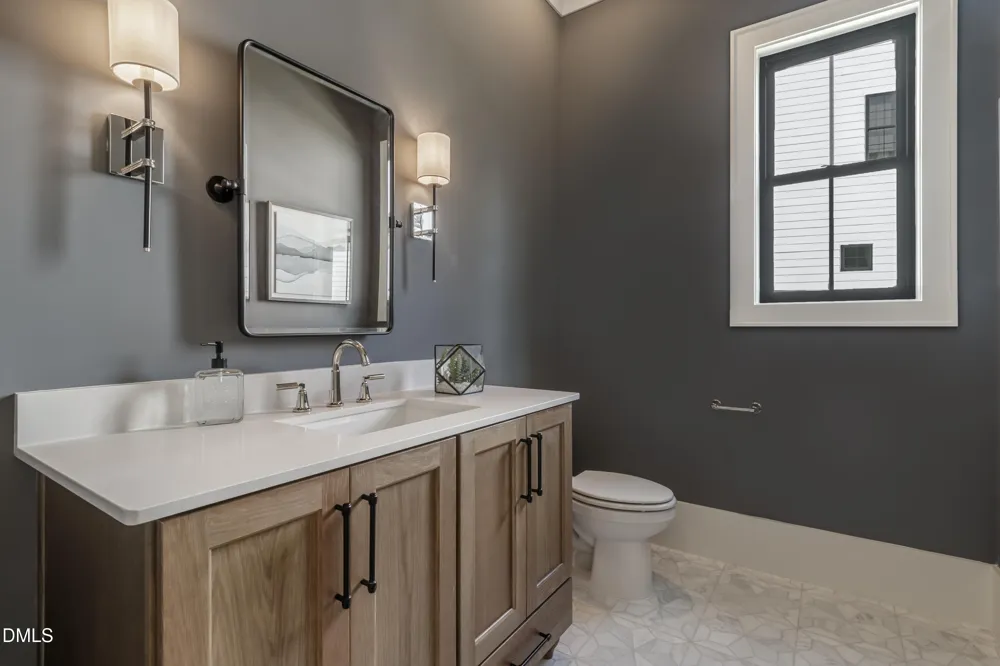 609 Salem Street Apex, NC 27502