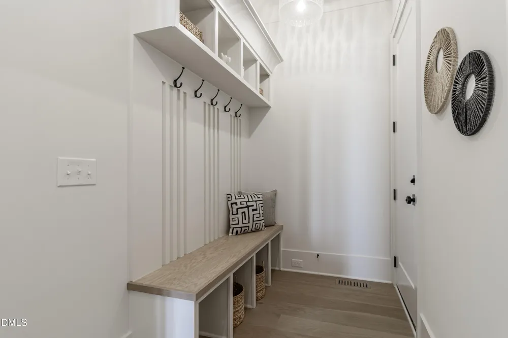 609 Salem Street Apex, NC 27502