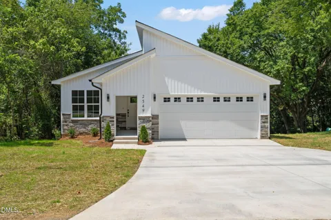 2549 Pinetop Avenue
