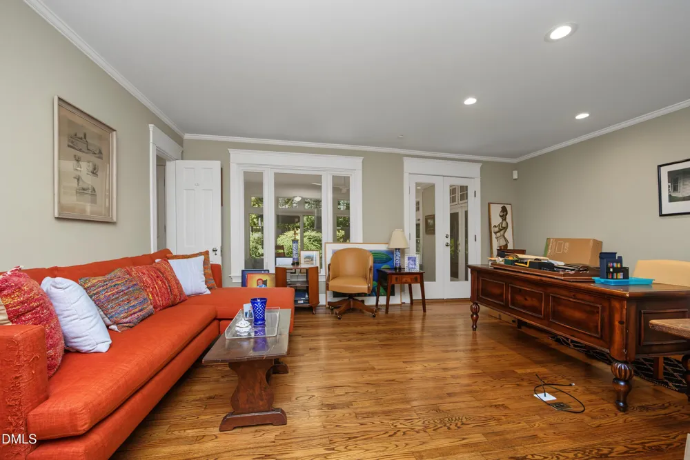908 Greenwood Road Chapel Hill, NC 27514