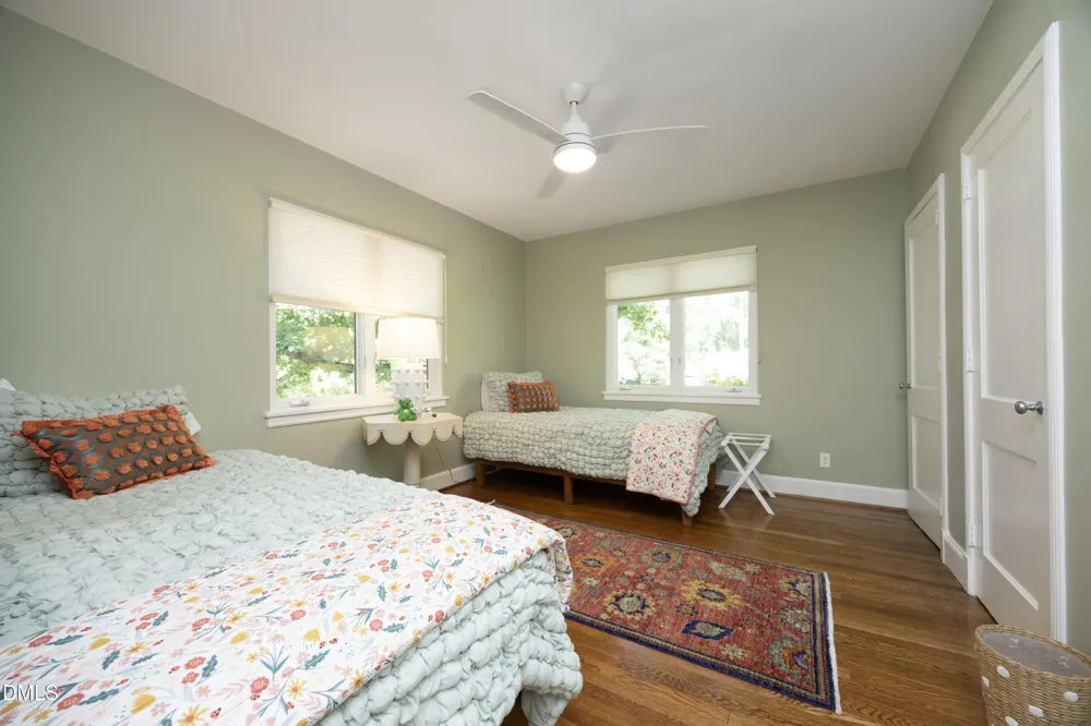 908 Greenwood Road Chapel Hill, NC 27514