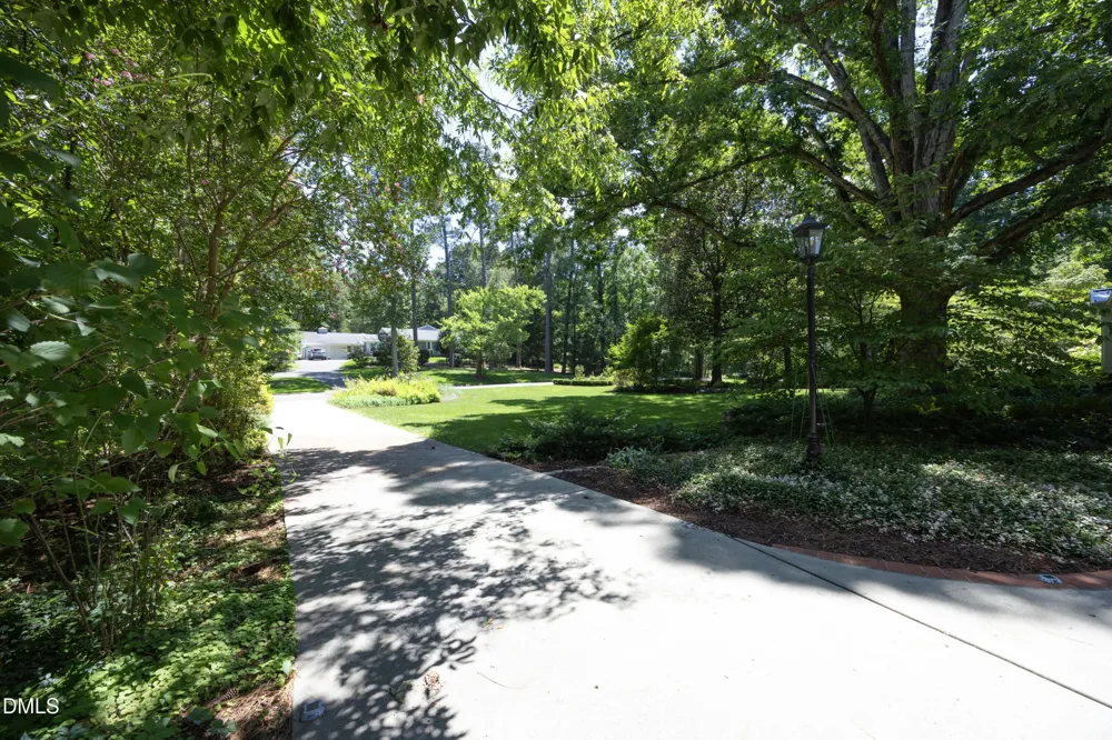 908 Greenwood Road Chapel Hill, NC 27514