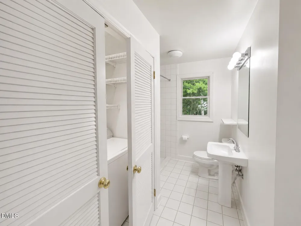 215 Bidney Drive Burlington, NC 27215