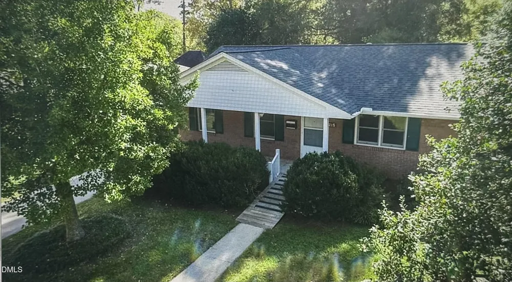 215 Bidney Drive Burlington, NC 27215