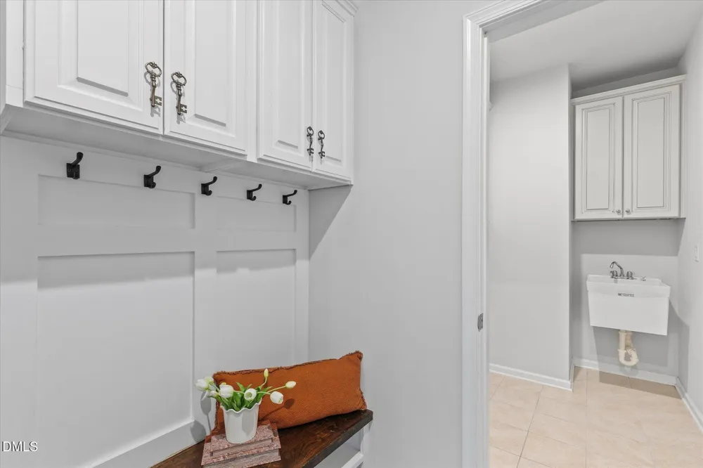 2812 Clifton Oaks Drive New Hill, NC 27562
