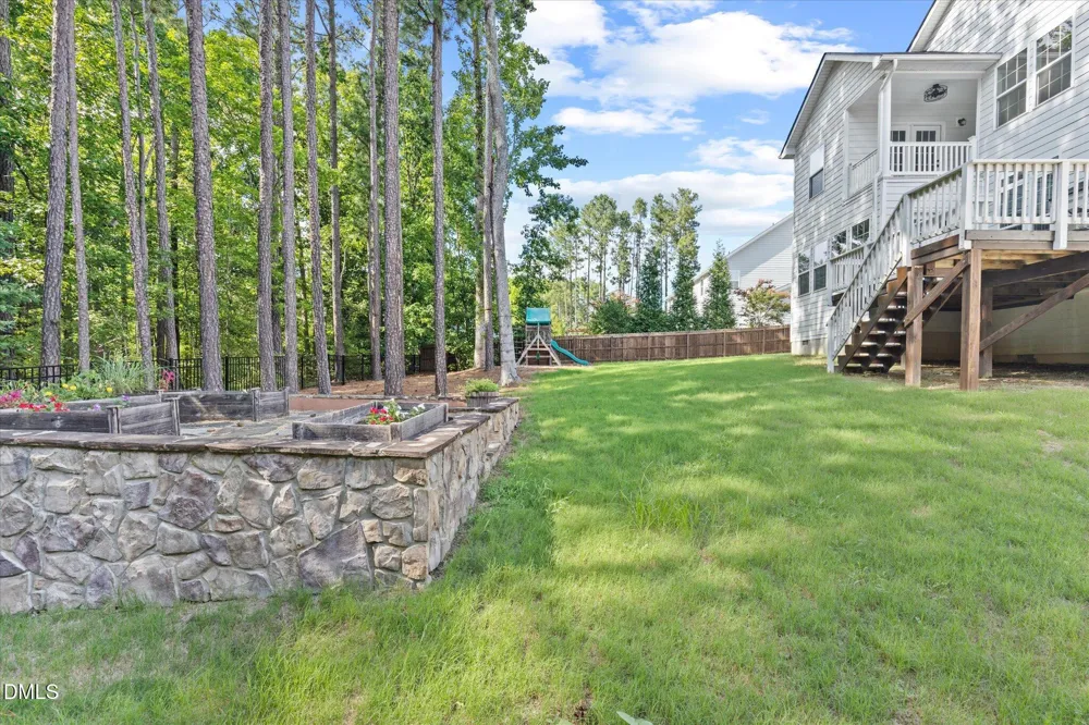 2812 Clifton Oaks Drive New Hill, NC 27562