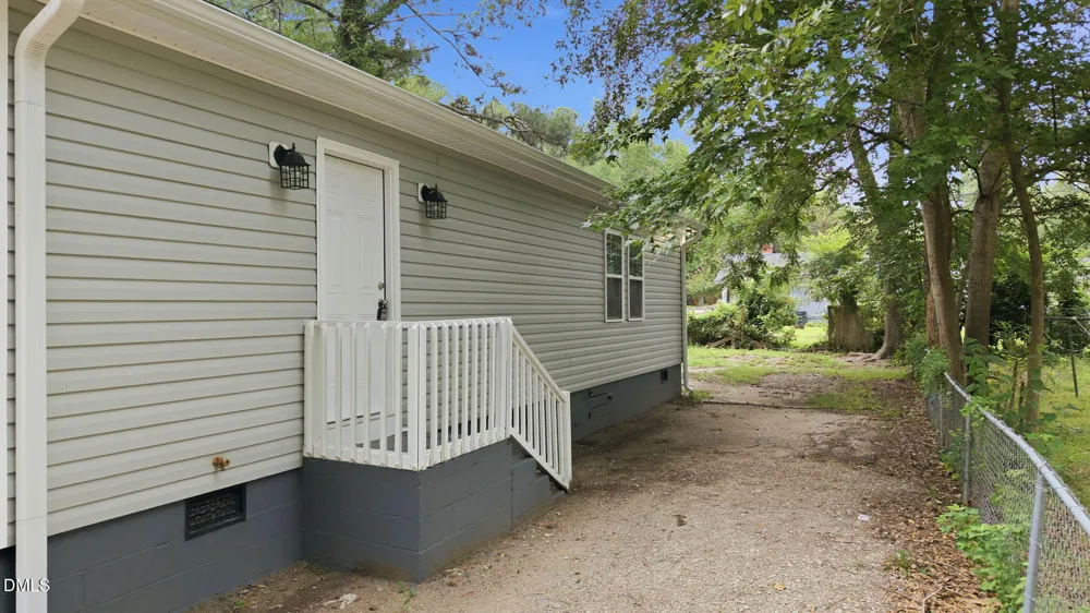 1557 Cherry Street Rocky Mount, NC 27801
