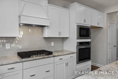 559 Whinfield Place