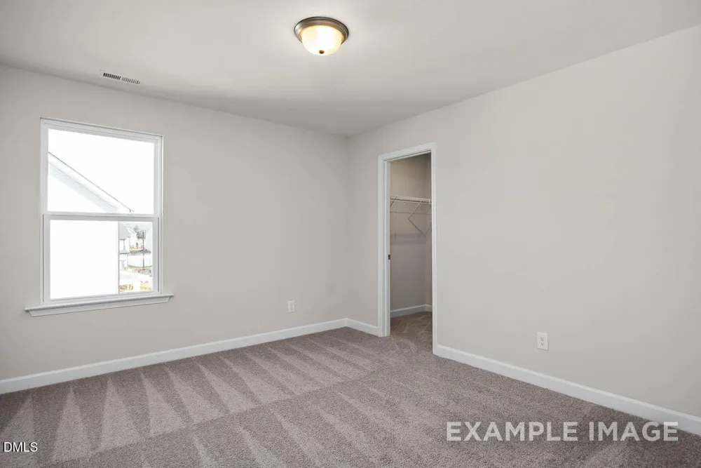 559 Whinfield Place Aberdeen, NC 28315