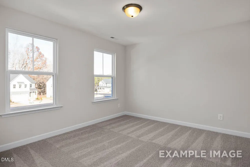 559 Whinfield Place Aberdeen, NC 28315