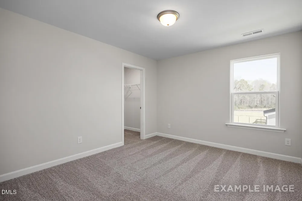 559 Whinfield Place Aberdeen, NC 28315